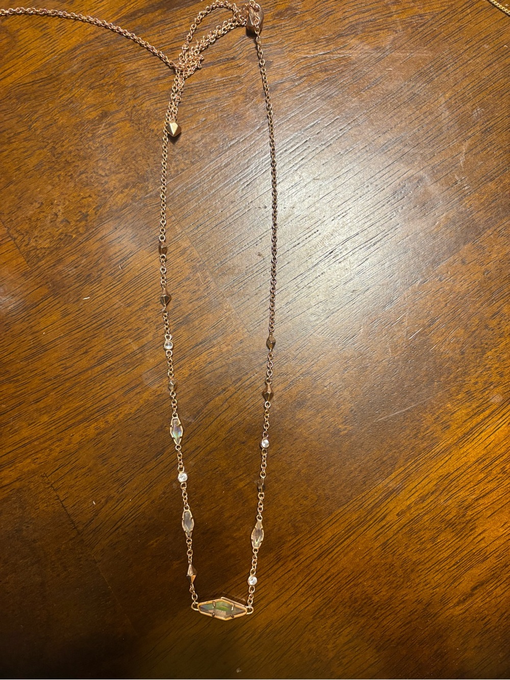Kendra Scott rose gold necklace